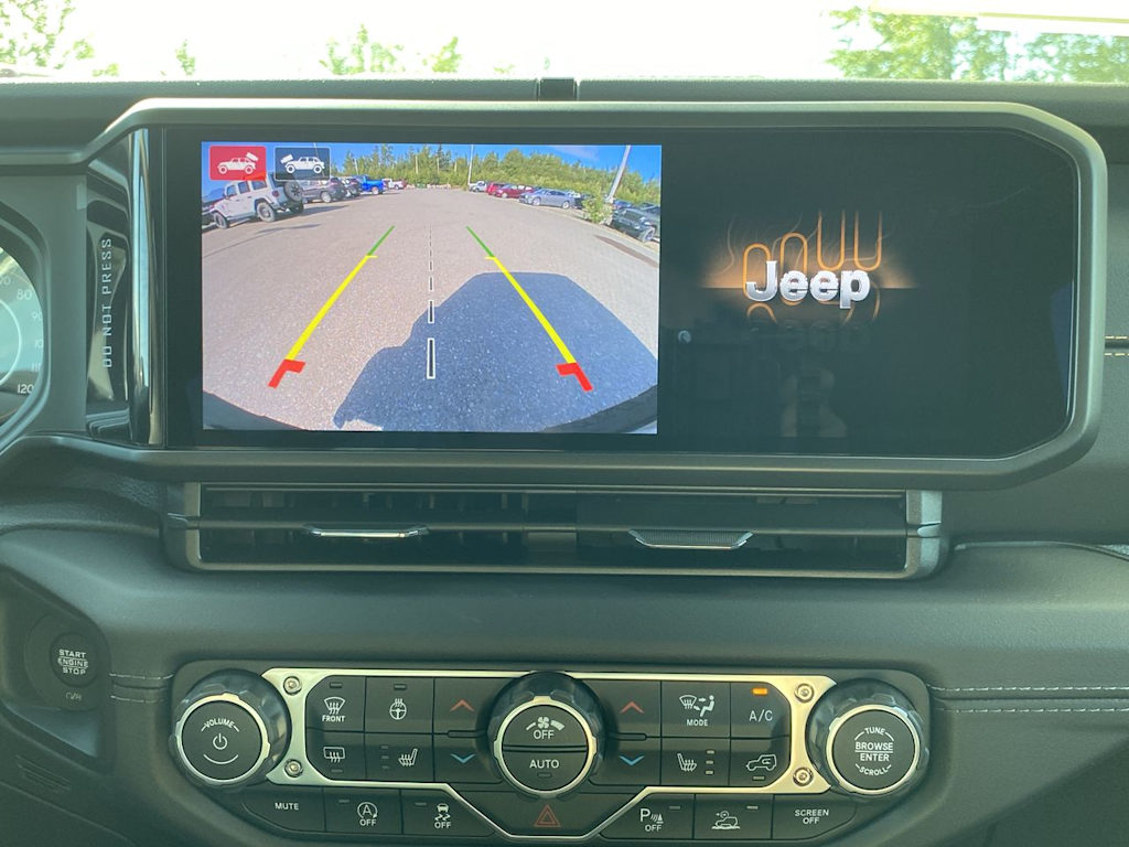Thumbnail: 2026 Jeep Wrangler - 22