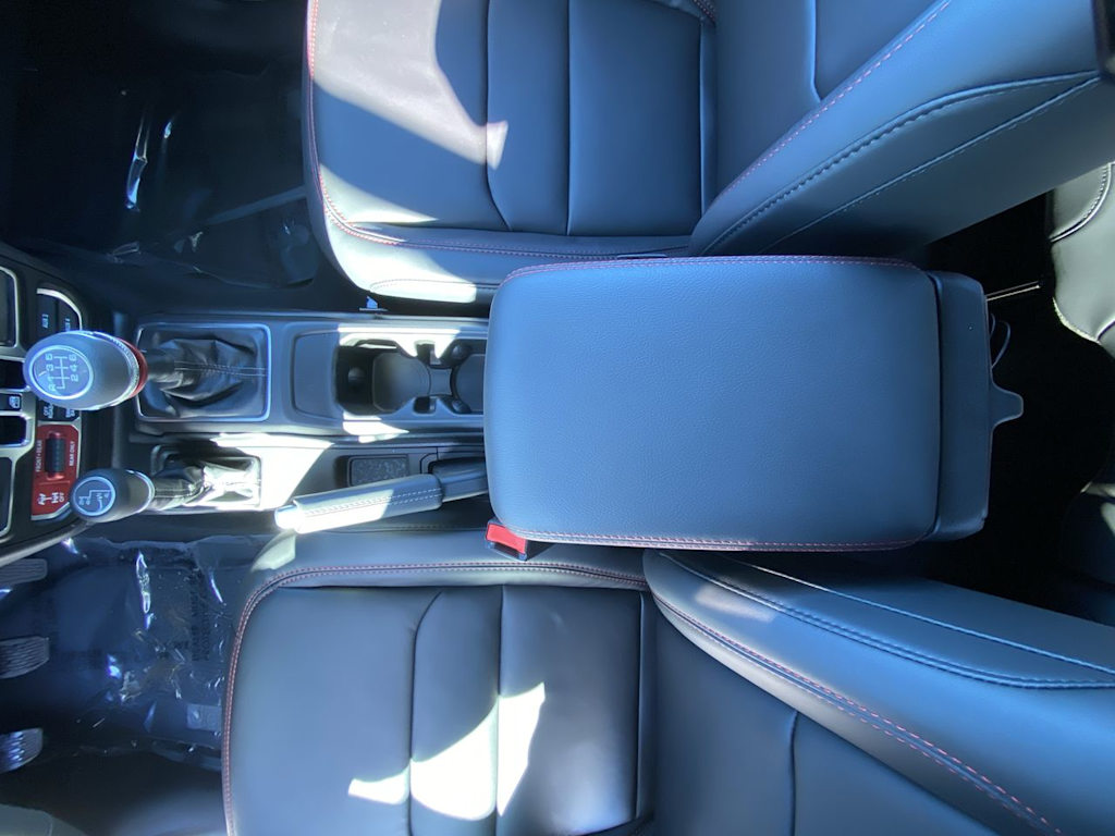 Thumbnail: 2025 Jeep Wrangler - 8