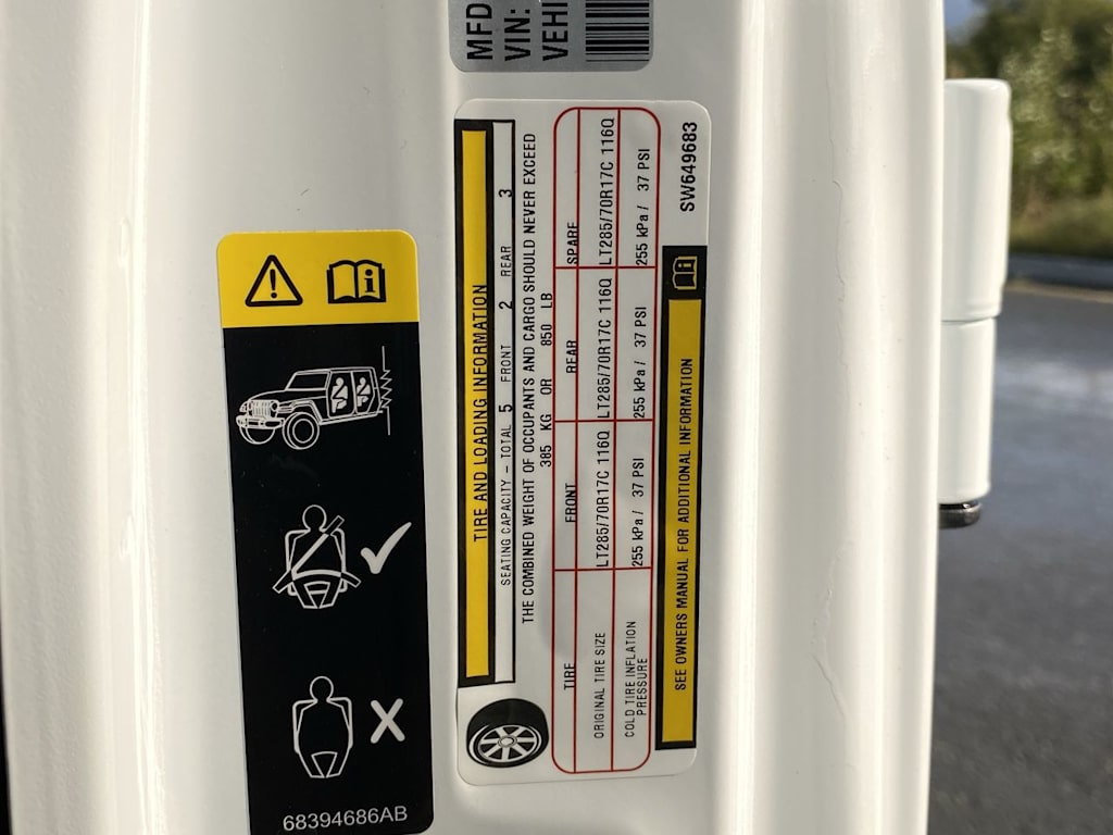 Thumbnail: 2025 Jeep Wrangler - 15