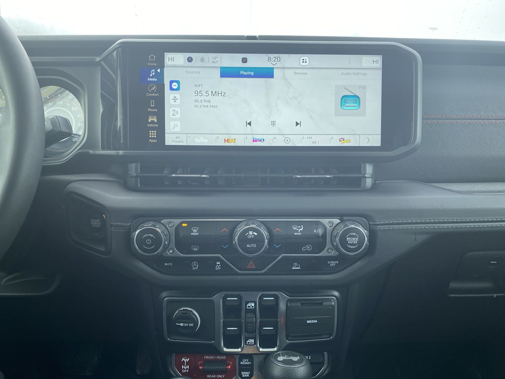 Thumbnail: 2025 Jeep Wrangler - 10