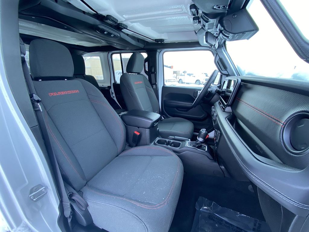 Thumbnail: 2025 Jeep Wrangler - 8