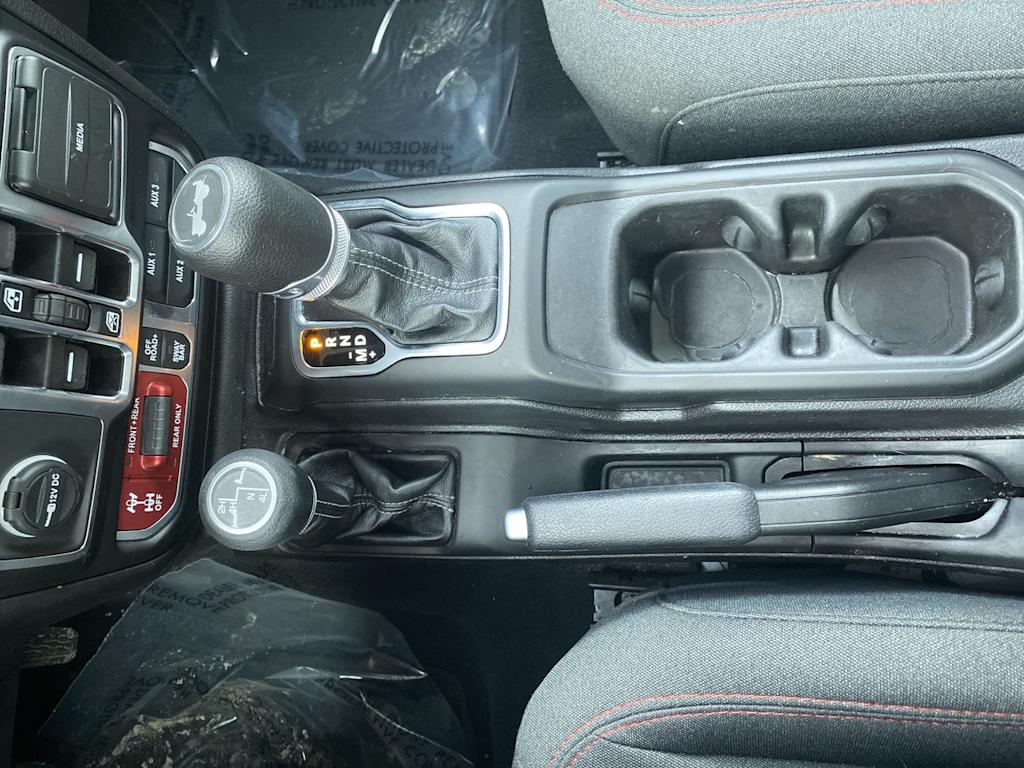 Thumbnail: 2025 Jeep Wrangler - 11