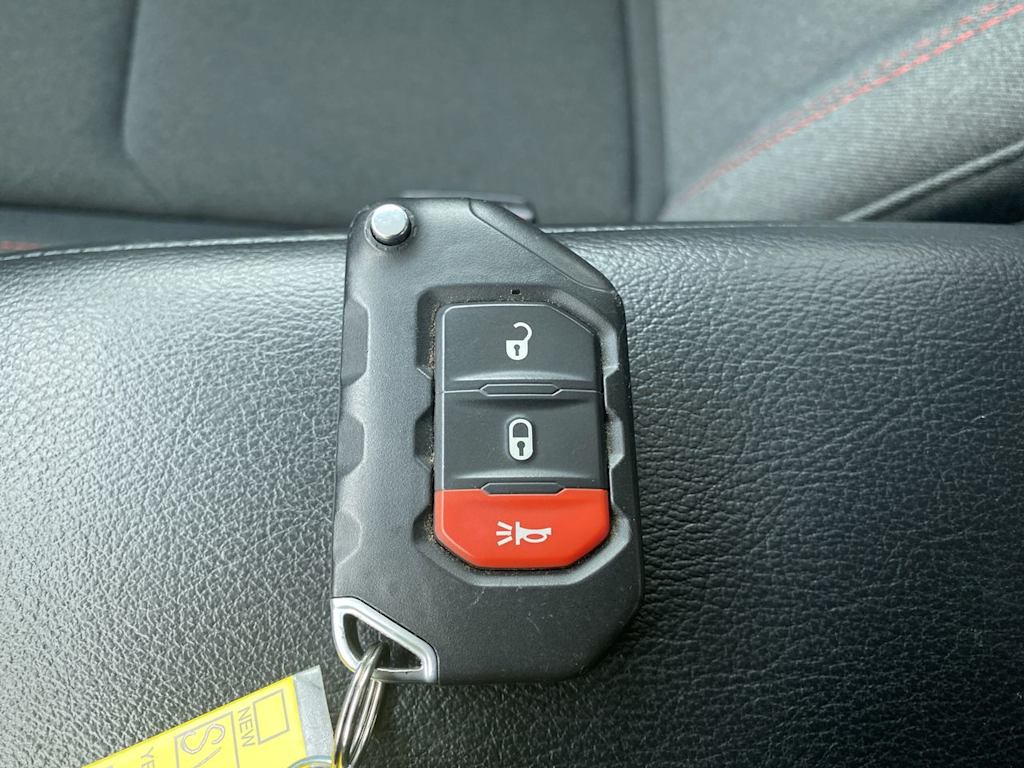 Thumbnail: 2025 Jeep Wrangler - 14