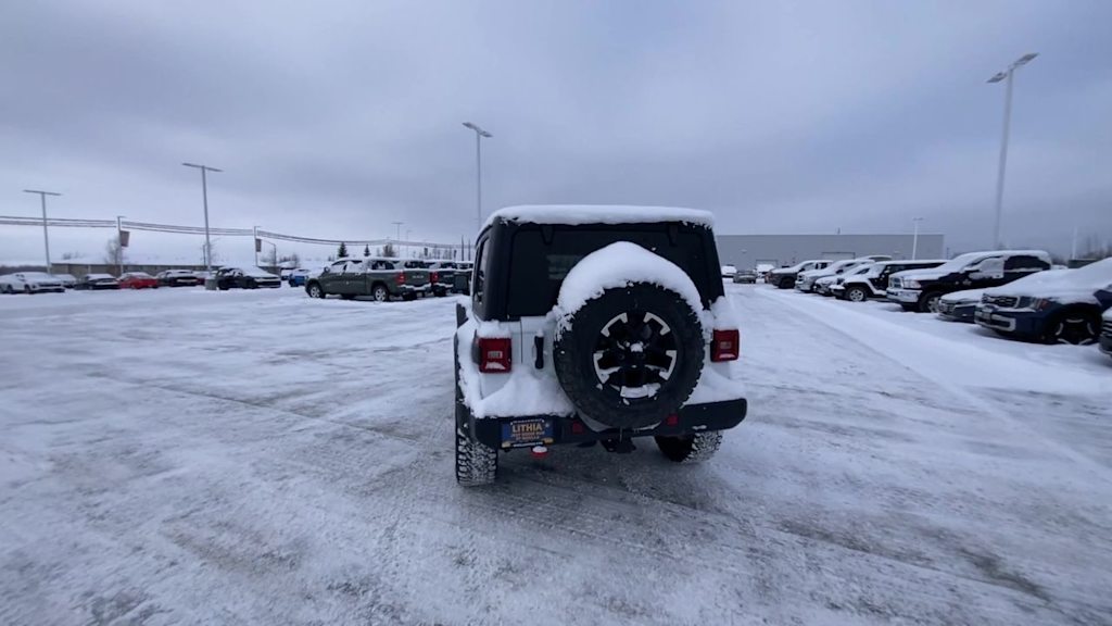 Thumbnail: 2025 Jeep Wrangler - 15