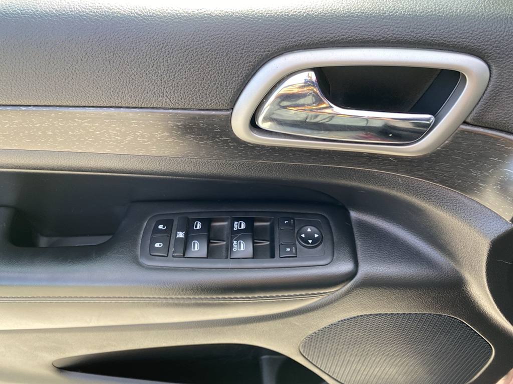 Thumbnail: 2018 Jeep Grand Cherokee - 23
