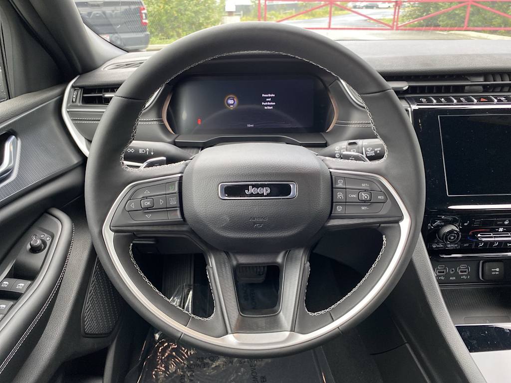 Thumbnail: 2026 Jeep Grand Cherokee - 2