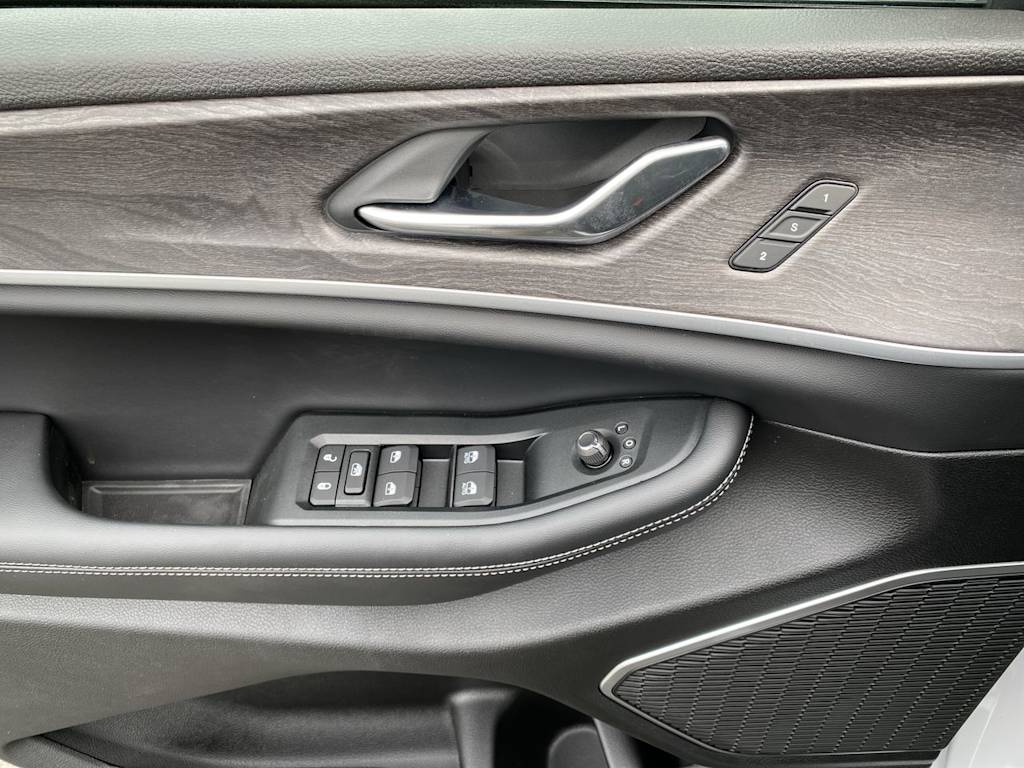 Thumbnail: 2025 Jeep Grand Cherokee - 27