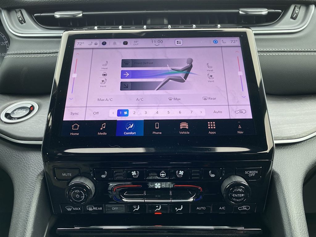 Thumbnail: 2025 Jeep Grand Cherokee - 30