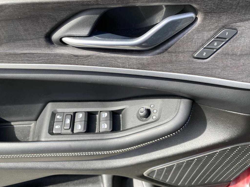 Thumbnail: 2025 Jeep Grand Cherokee - 21