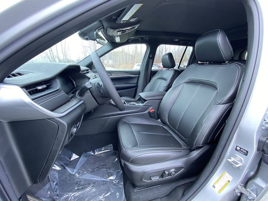 Thumbnail: 2026 Jeep Grand Cherokee - 7