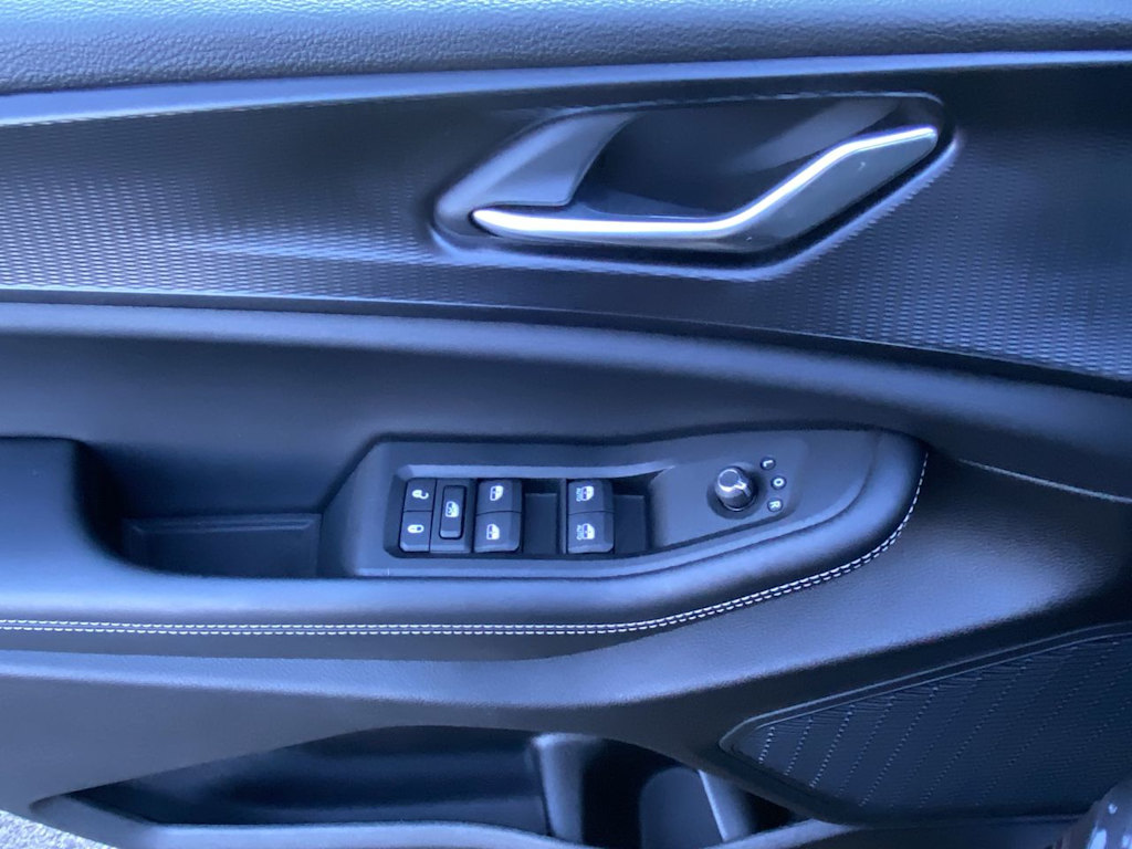 Thumbnail: 2025 Jeep Grand Cherokee L - 20