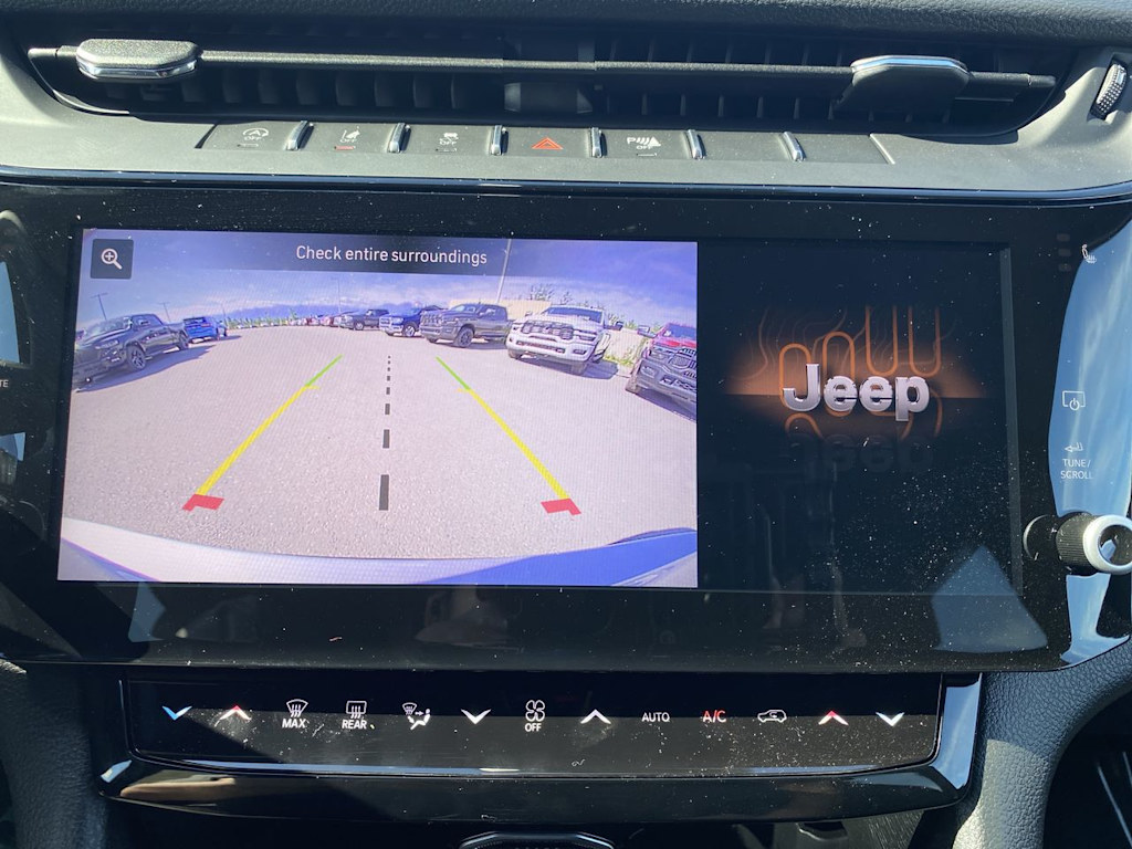 Thumbnail: 2026 Jeep Grand Cherokee L - 17