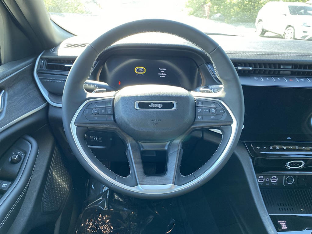 Thumbnail: 2026 Jeep Grand Cherokee L - 2