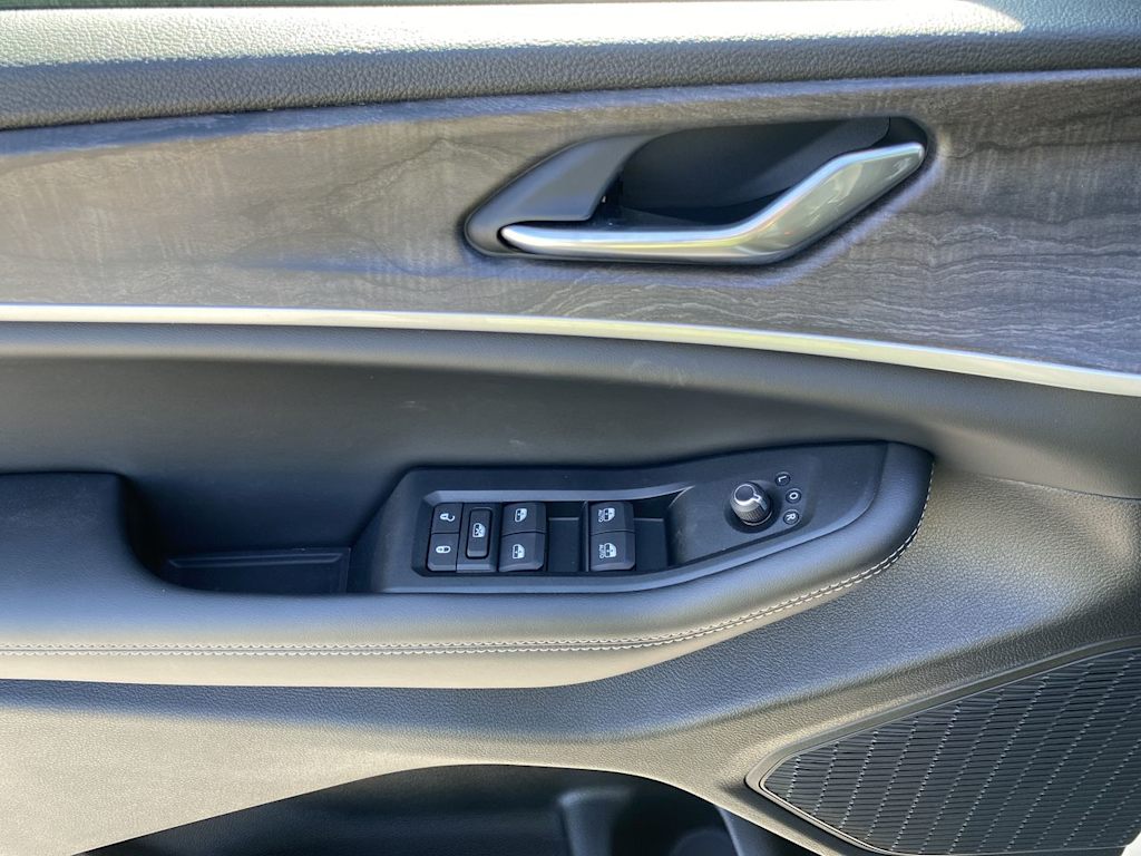 Thumbnail: 2026 Jeep Grand Cherokee L - 18