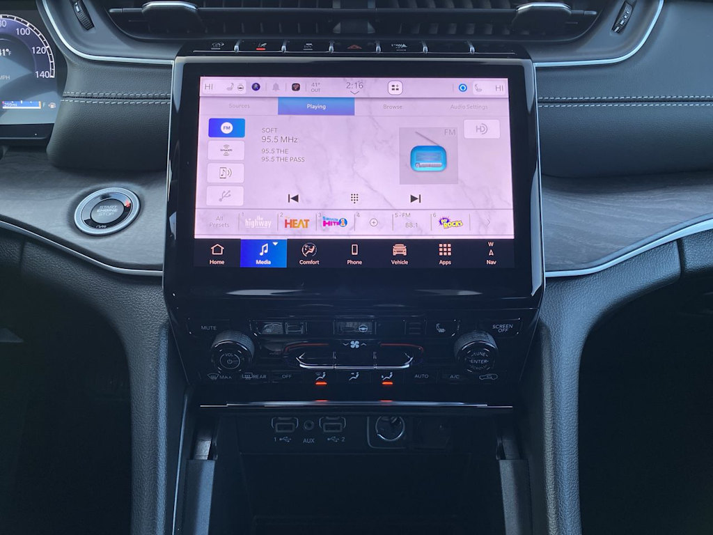 Thumbnail: 2025 Jeep Grand Cherokee L - 9