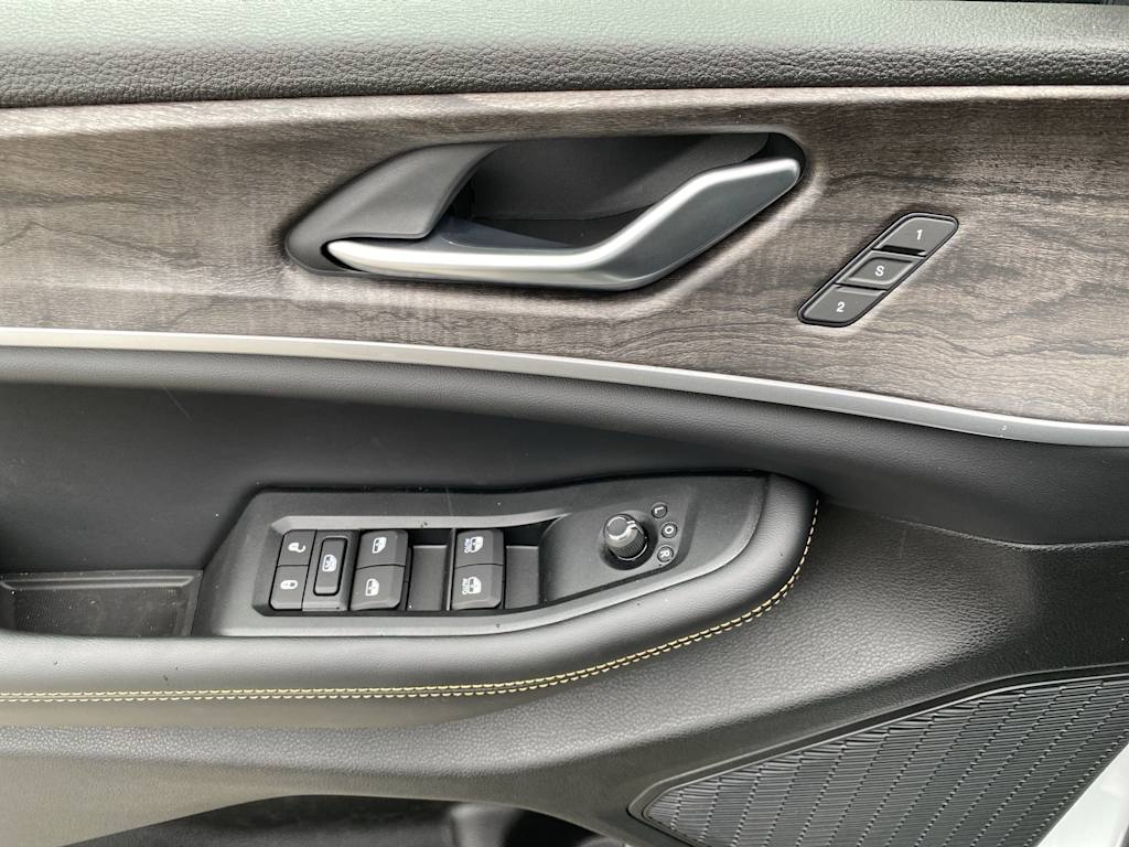 Thumbnail: 2026 Jeep Grand Cherokee L - 20