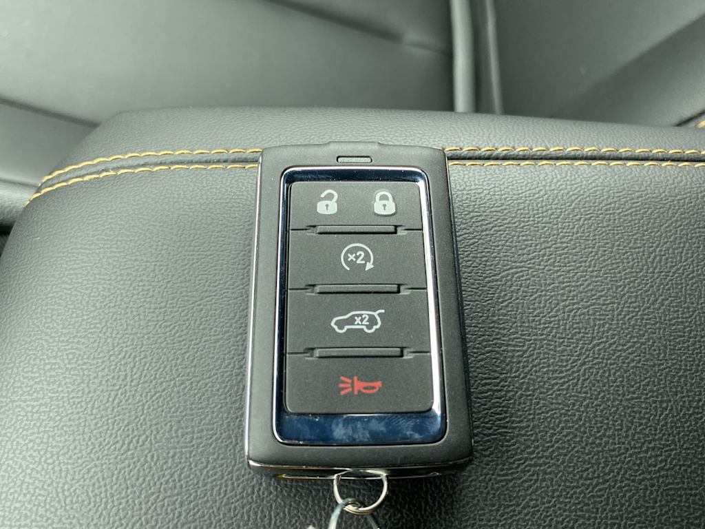 Thumbnail: 2026 Jeep Grand Cherokee - 14