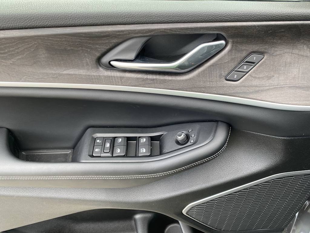 Thumbnail: 2026 Jeep Grand Cherokee L - 18