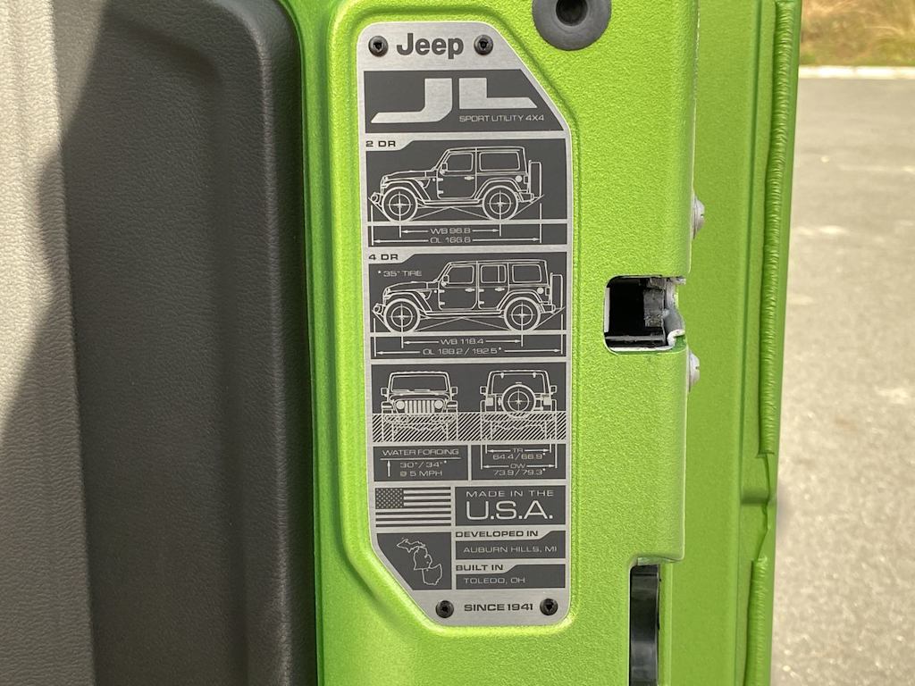 Thumbnail: 2025 Jeep Wrangler - 16