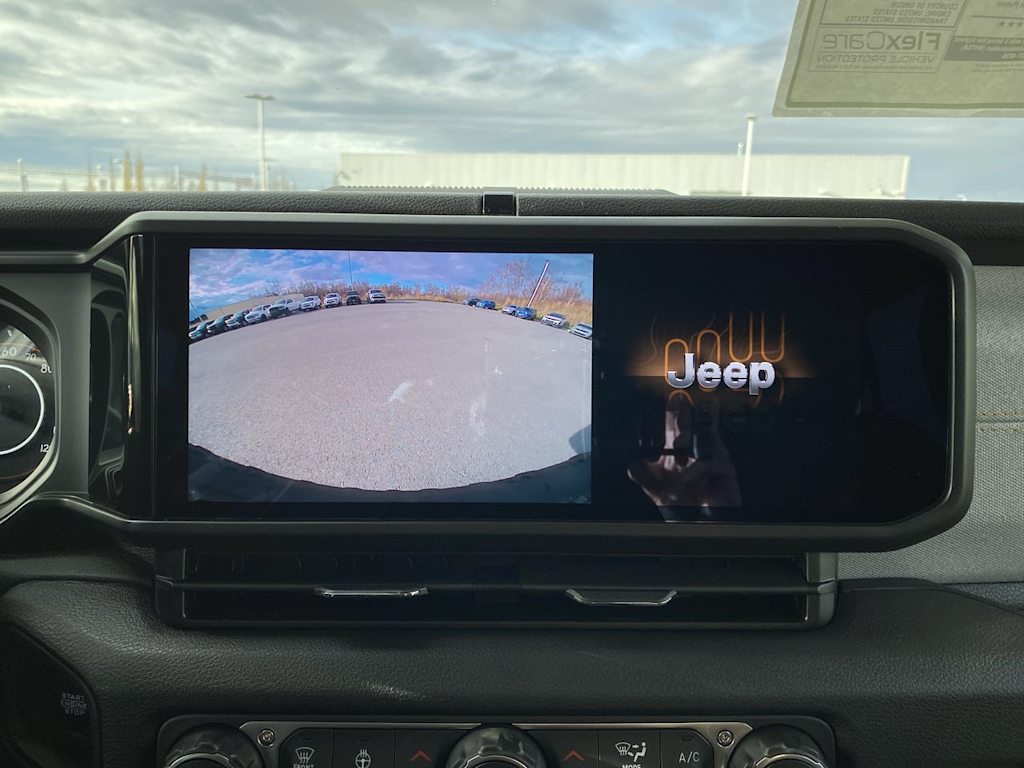 Thumbnail: 2025 Jeep Wrangler - 20