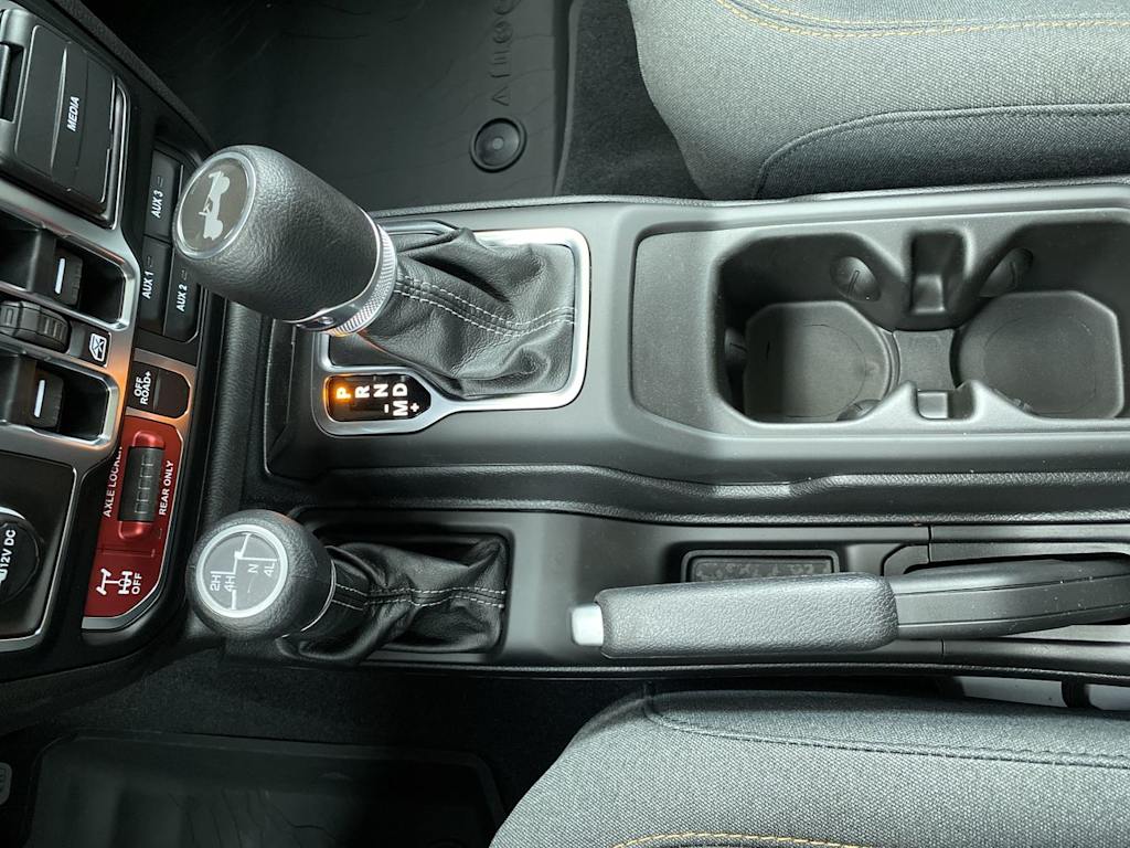 Thumbnail: 2025 Jeep Wrangler - 11