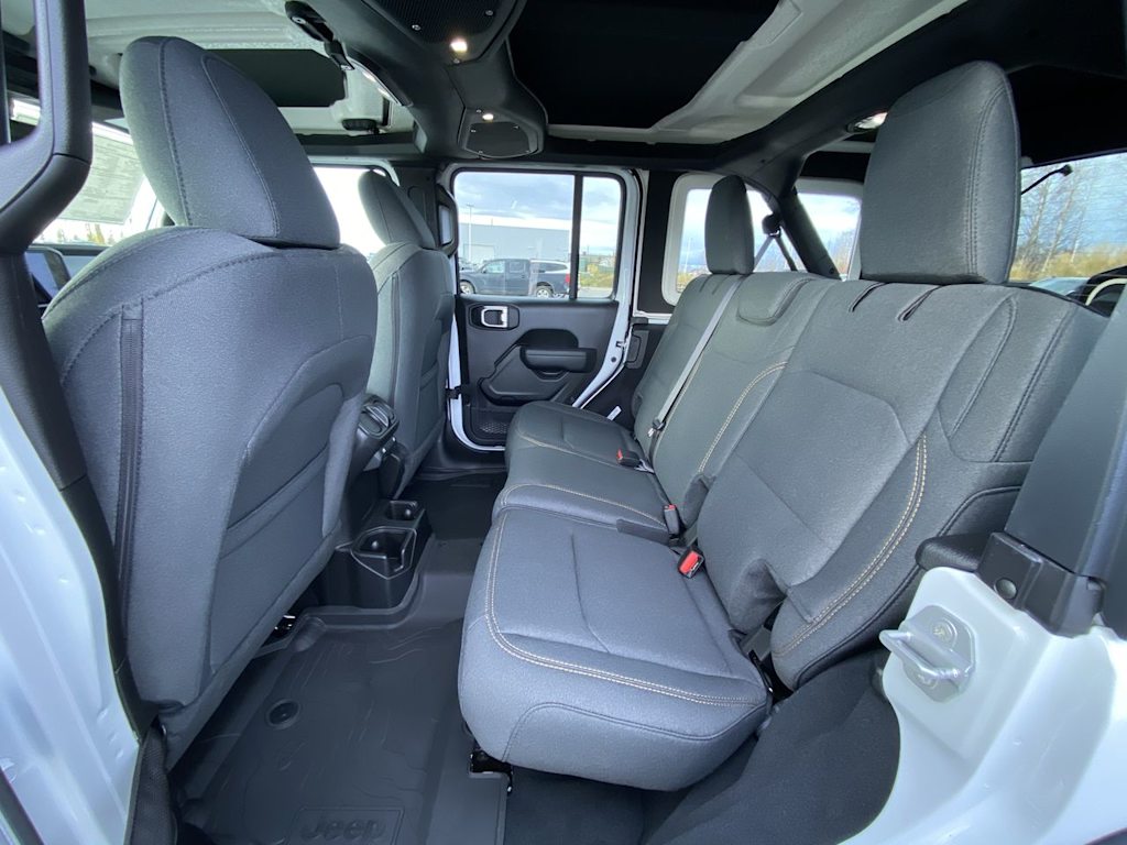 Thumbnail: 2025 Jeep Wrangler - 23