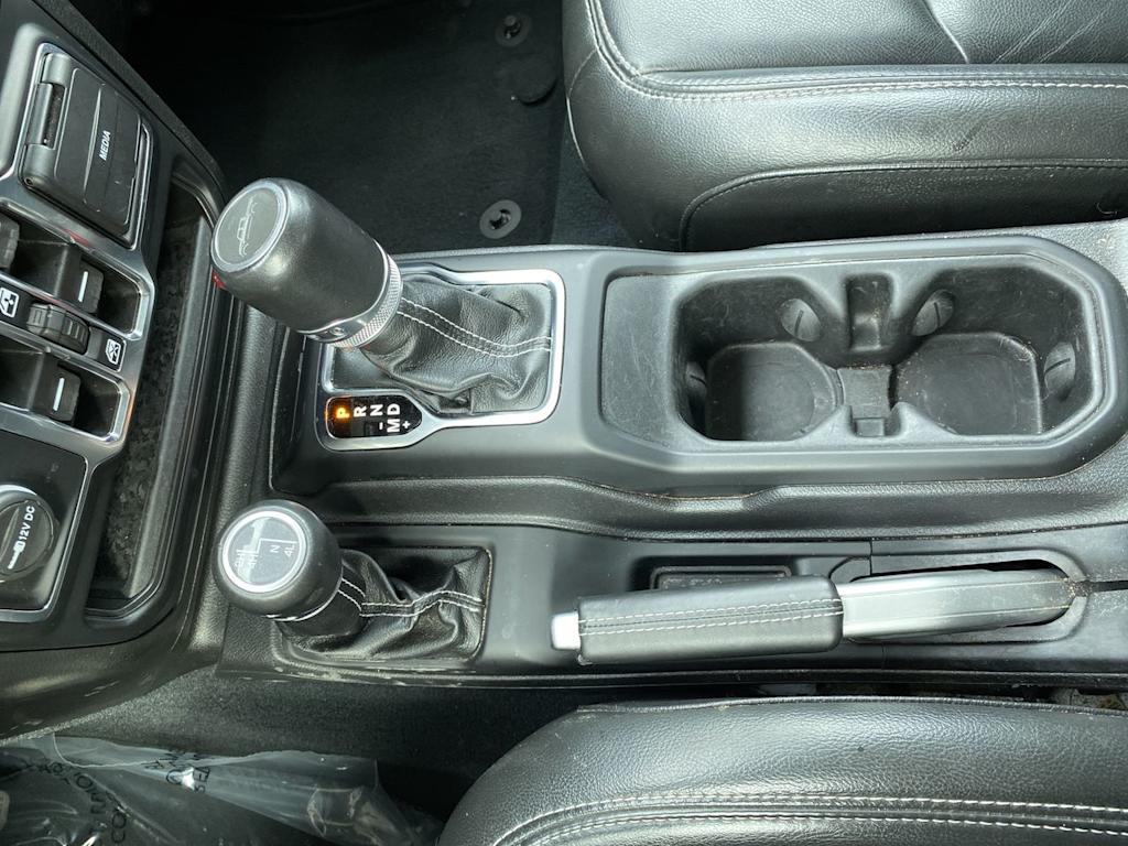2022 Jeep Gladiator Overland 11