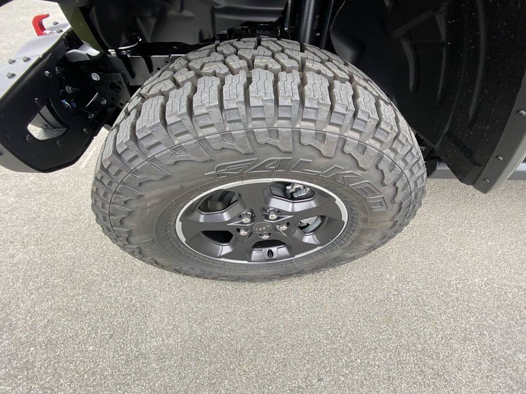 Thumbnail: 2023 Jeep Gladiator - 6