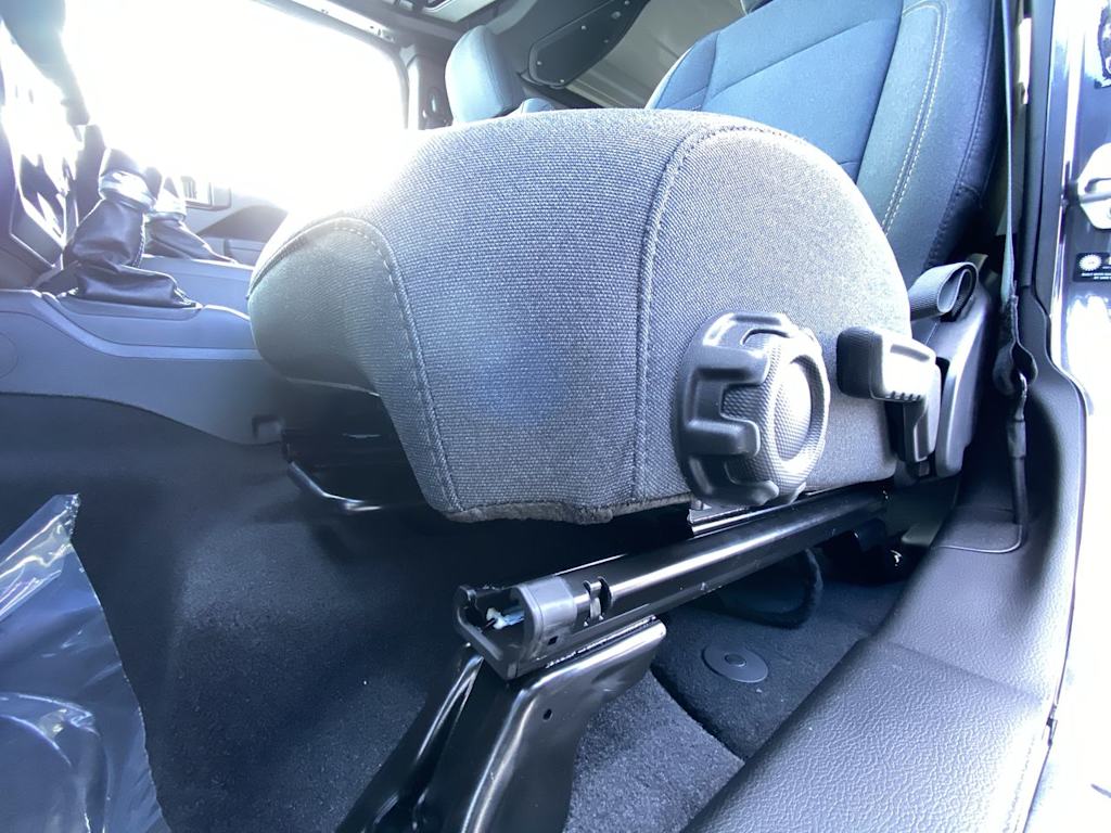 Thumbnail: 2025 Jeep Gladiator - 23