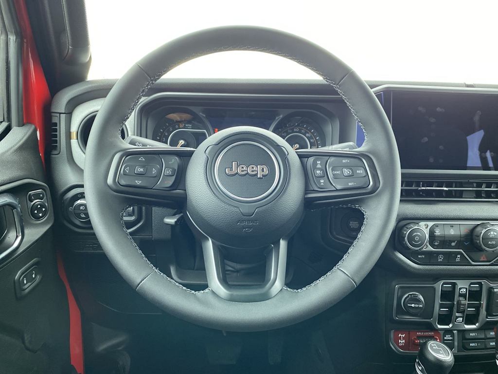 Thumbnail: 2025 Jeep Gladiator - 2