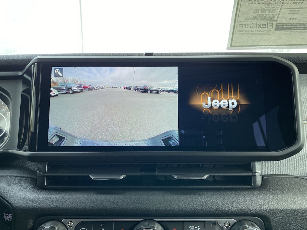 Thumbnail: 2025 Jeep Gladiator - 21