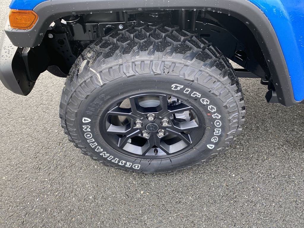 Thumbnail: 2025 Jeep Gladiator - 7