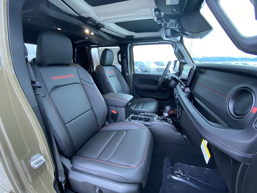 Thumbnail: 2026 Jeep Gladiator - 9