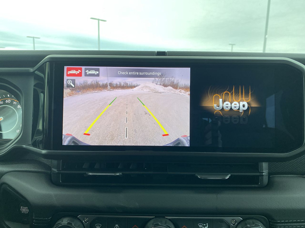 Thumbnail: 2026 Jeep Gladiator - 24