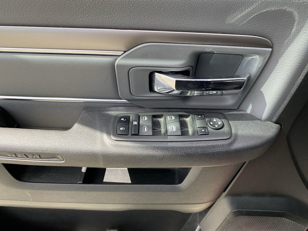 Thumbnail: 2024 RAM 1500 - 21