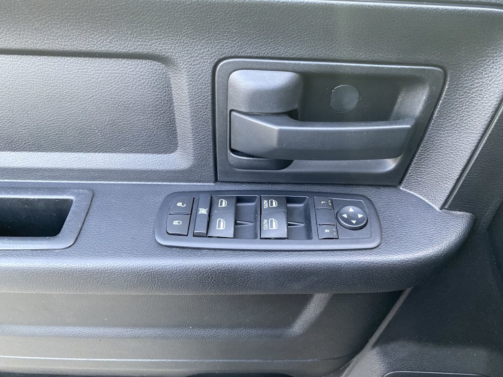 Thumbnail: 2014 RAM 1500 - 23