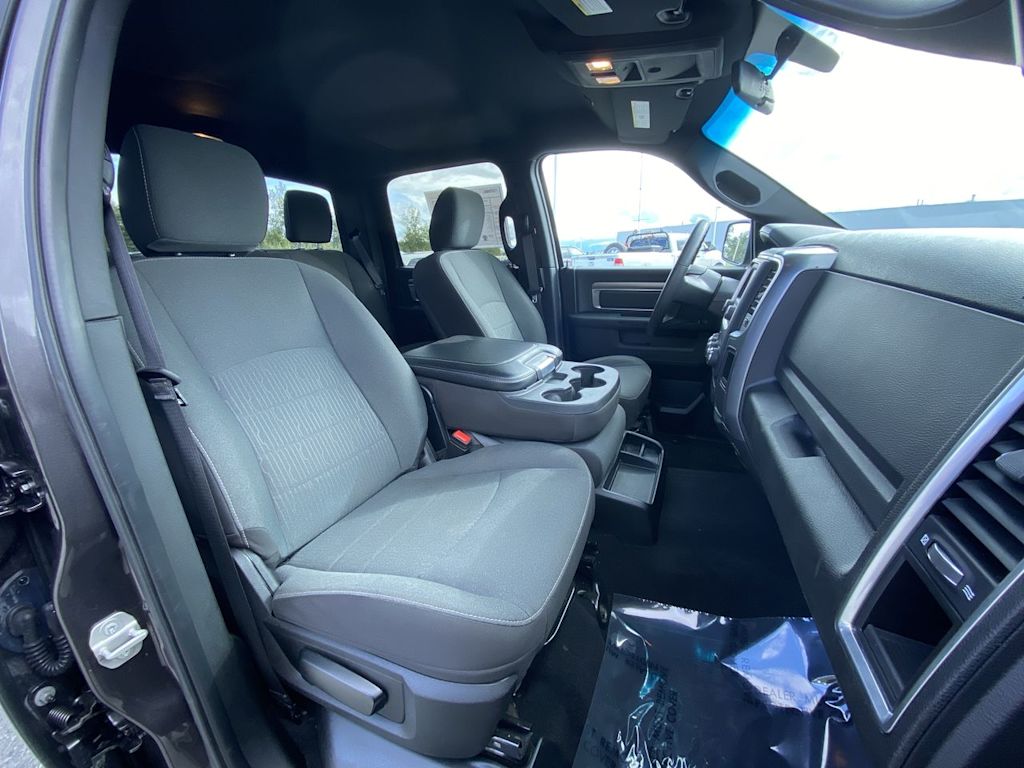 Thumbnail: 2024 RAM 1500 - 8