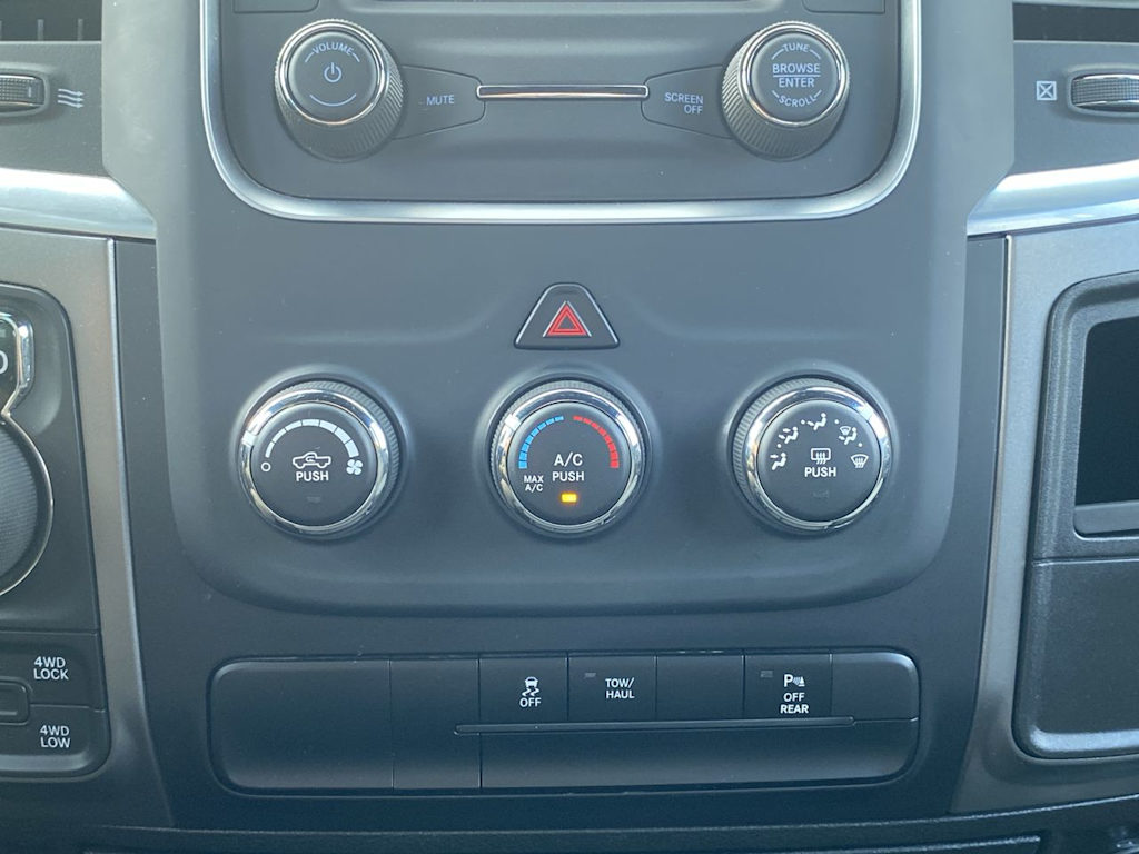 Thumbnail: 2024 RAM 1500 - 25