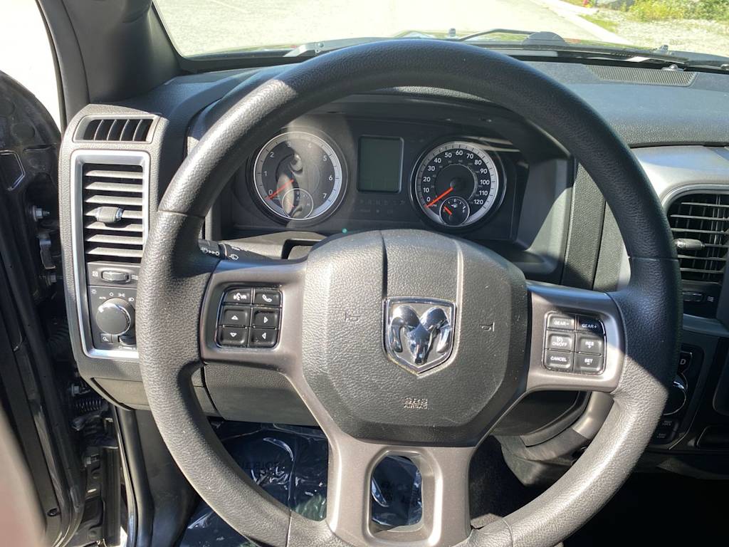 Thumbnail: 2024 RAM 1500 - 2