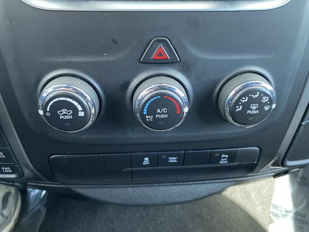 Thumbnail: 2024 RAM 1500 - 28
