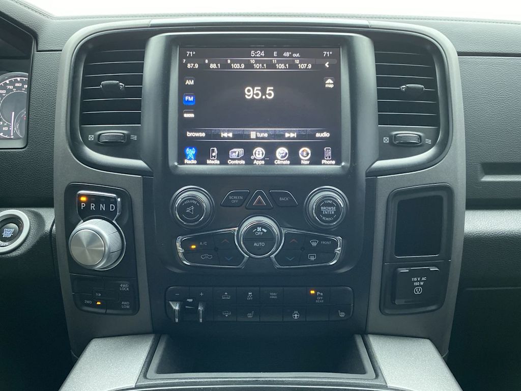 Thumbnail: 2017 RAM 1500 - 10