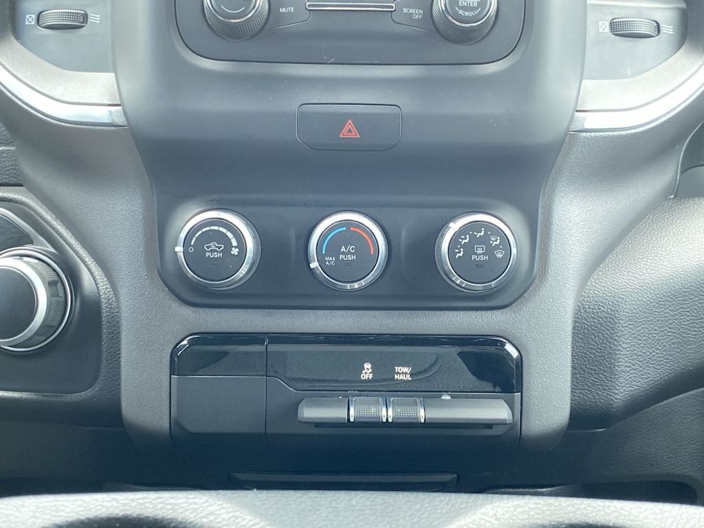 Thumbnail: 2022 RAM 1500 - 21