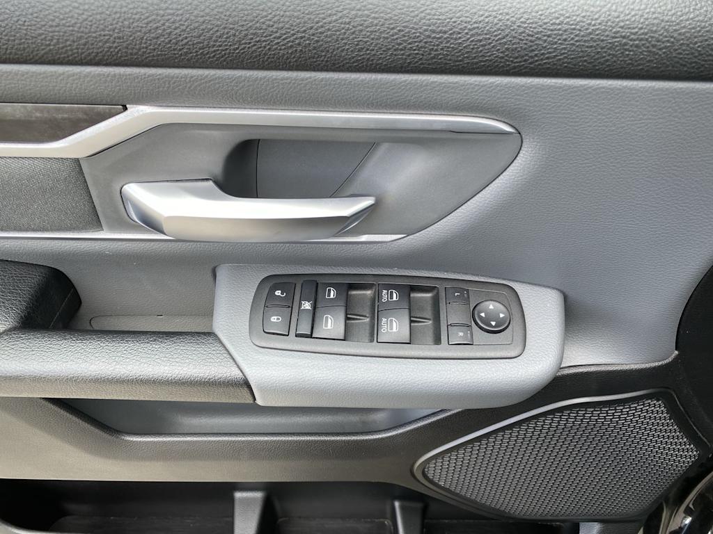 Thumbnail: 2022 RAM 1500 - 18