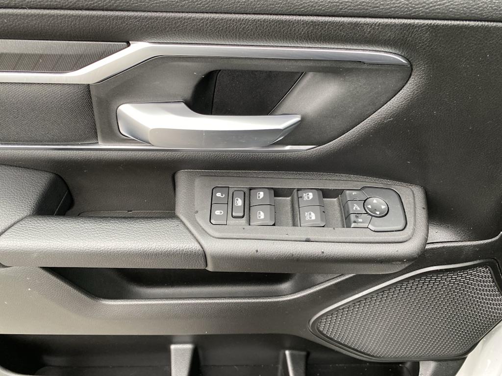 Thumbnail: 2025 RAM 1500 - 22