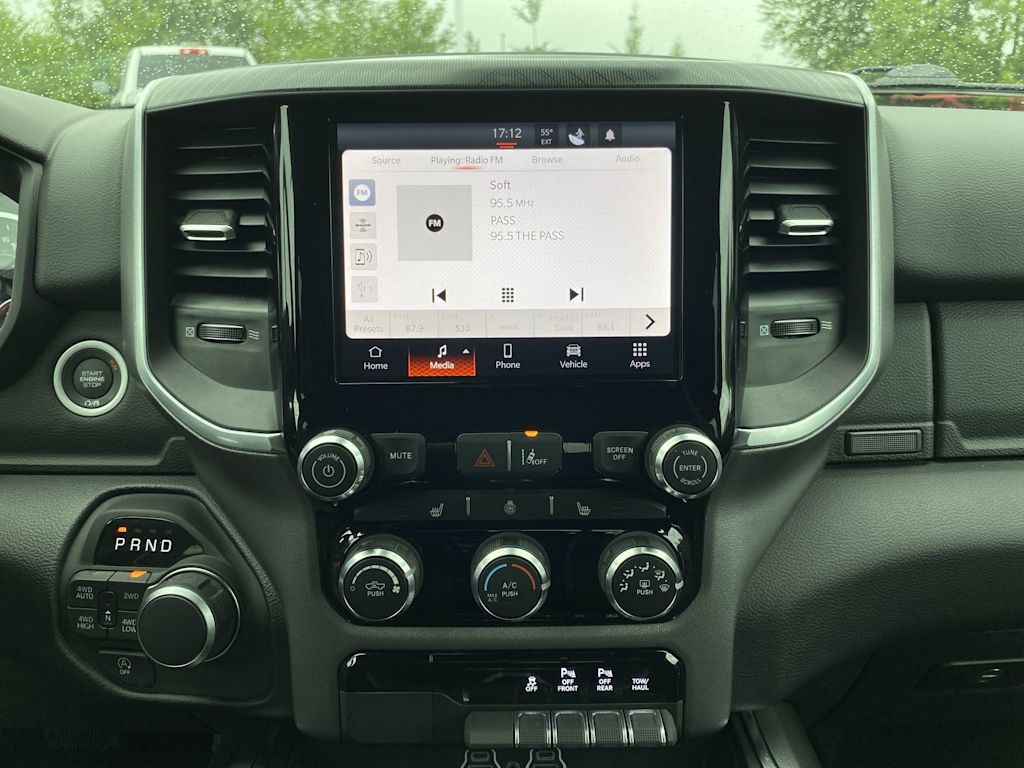 Thumbnail: 2025 RAM 1500 - 11