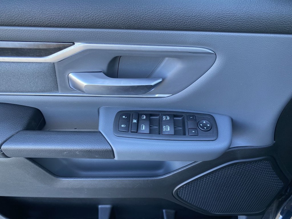 Thumbnail: 2022 RAM 1500 - 17