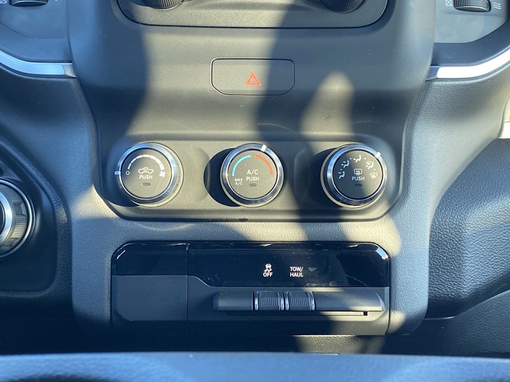 Thumbnail: 2022 RAM 1500 - 10