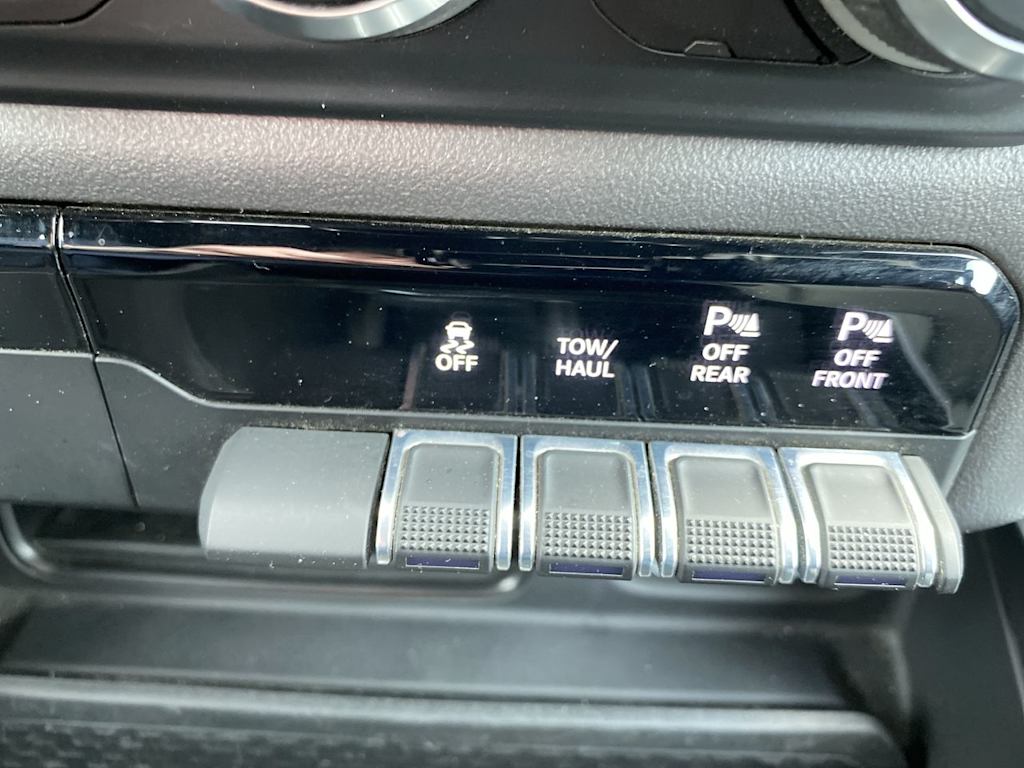 Thumbnail: 2022 RAM 1500 - 25