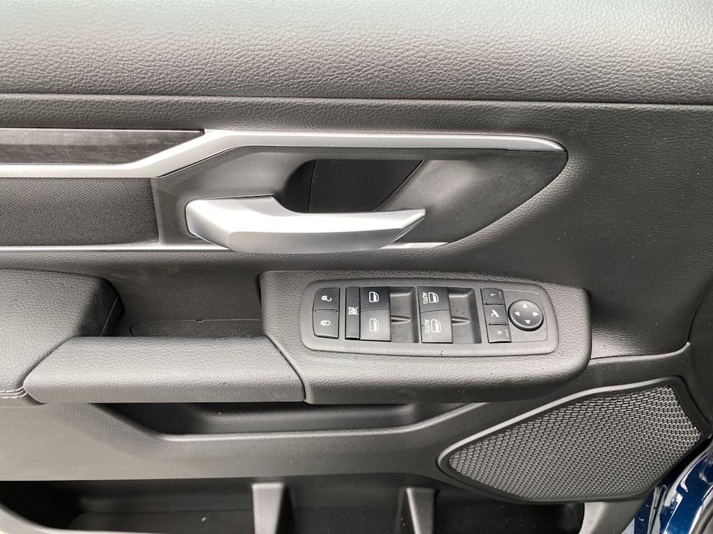 Thumbnail: 2023 RAM 1500 - 23