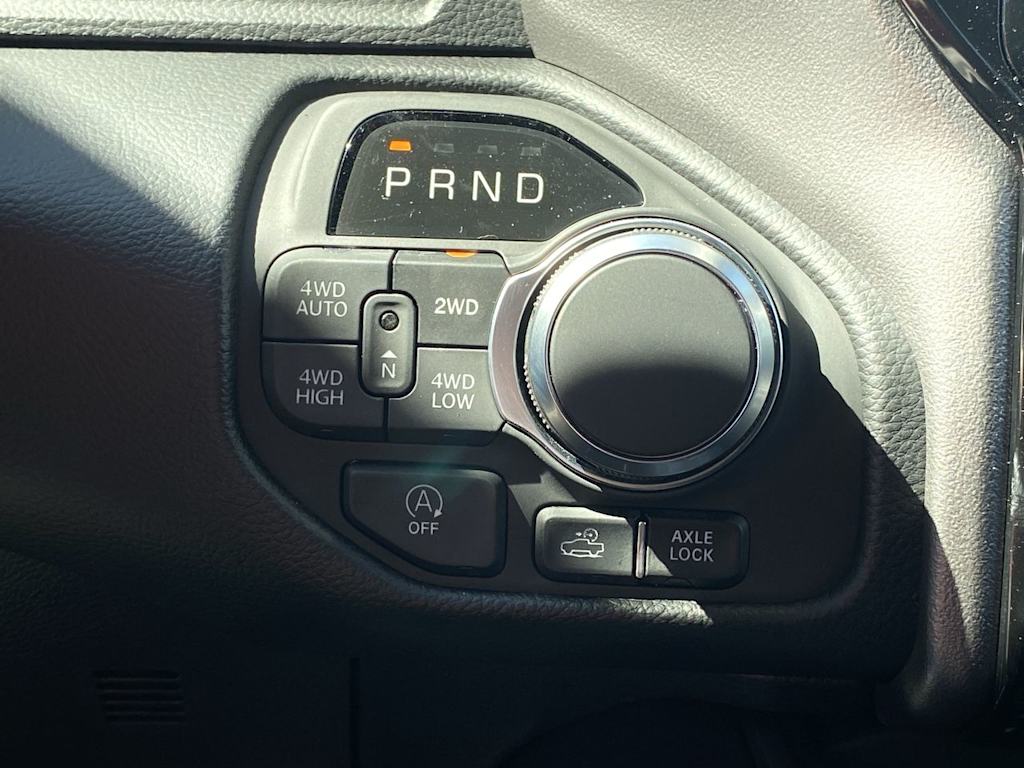 Thumbnail: 2026 RAM 1500 - 9
